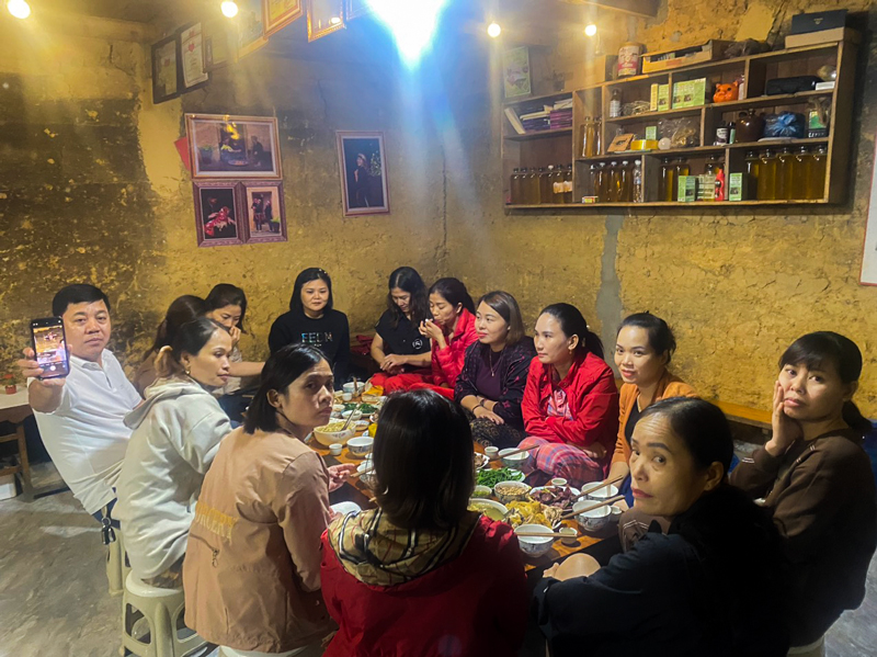 Thưởng thức ẩm thực là điều bạn nên thử khi du lịch Hà Giang